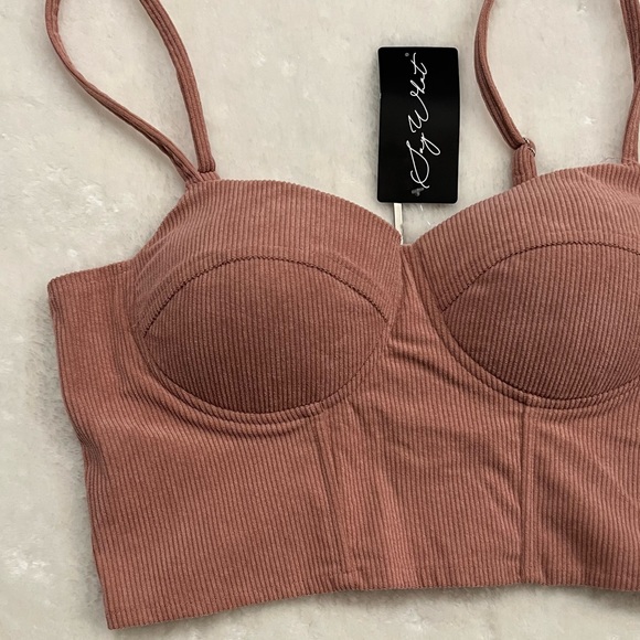 ✨ Say What Cropped Top - Picture 2 of 3